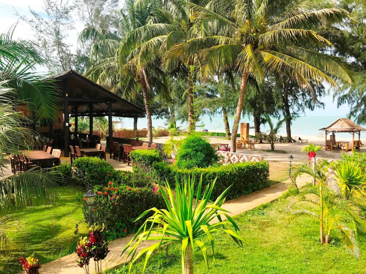 Ao Thai Resort Sathing Phra Eksteriør billede