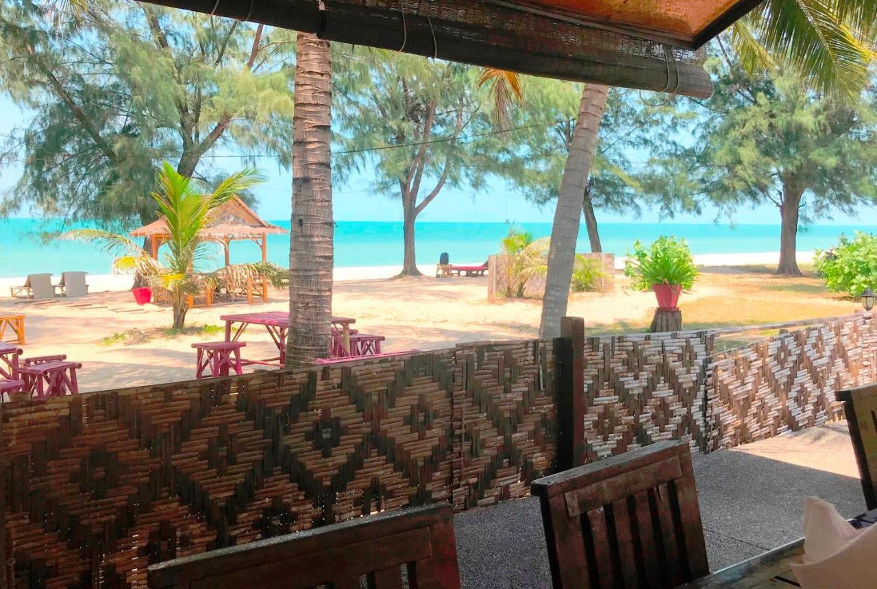 Ao Thai Resort Sathing Phra Eksteriør billede