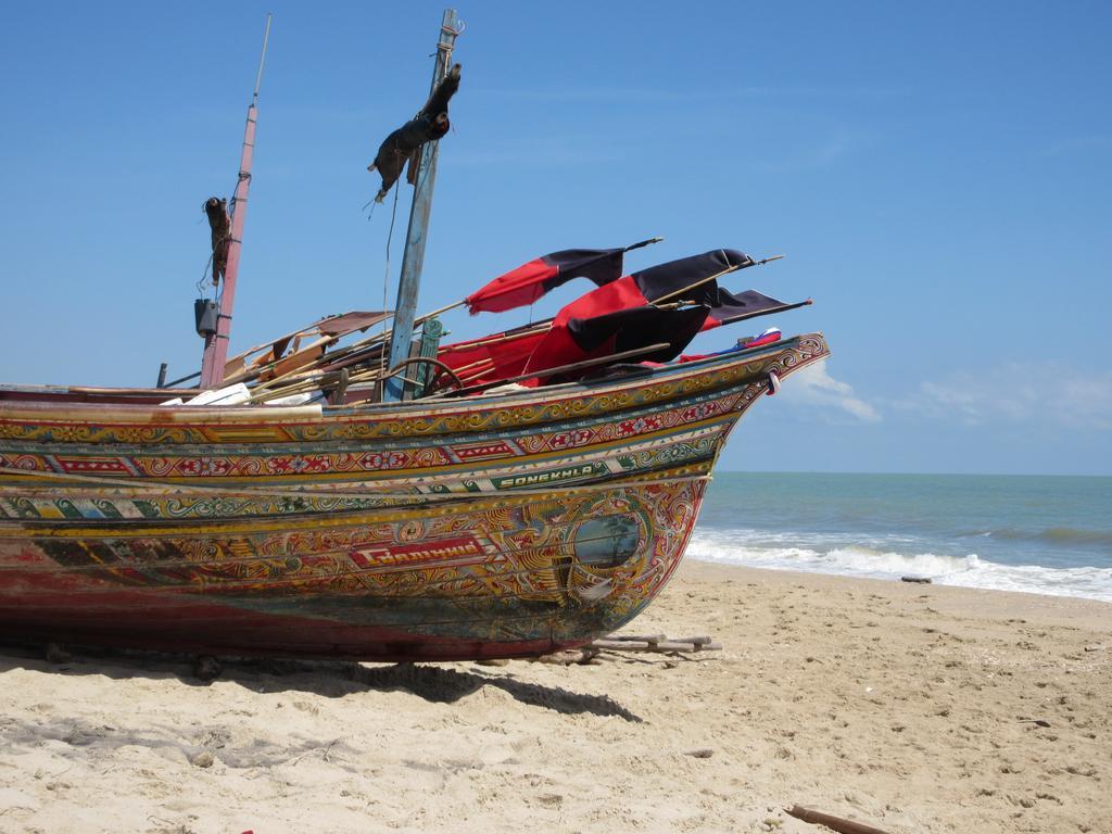 Ao Thai Resort Sathing Phra Eksteriør billede