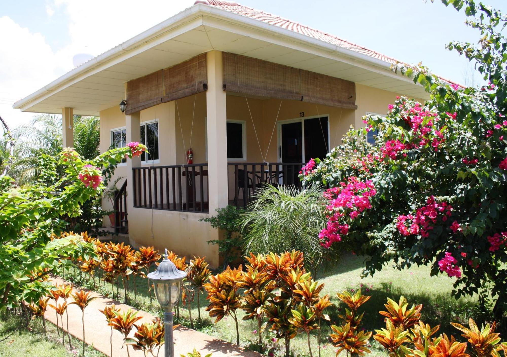 Ao Thai Resort Sathing Phra Eksteriør billede