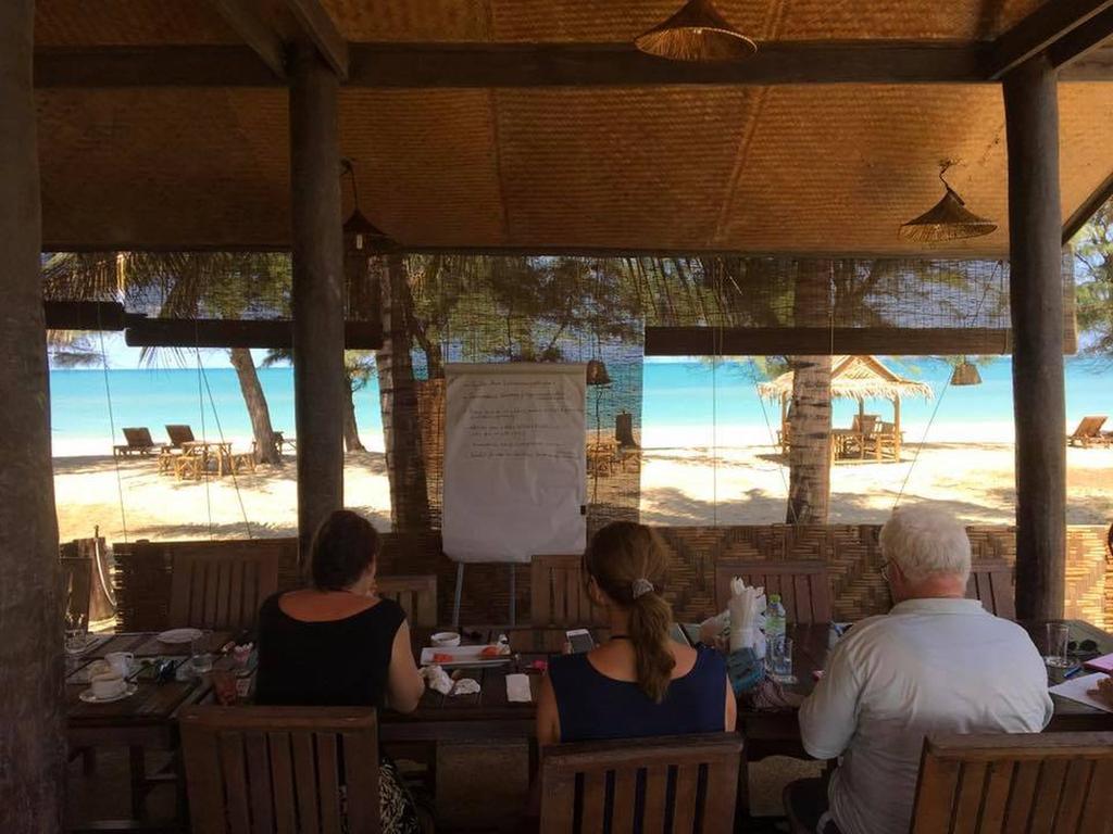 Ao Thai Resort Sathing Phra Eksteriør billede