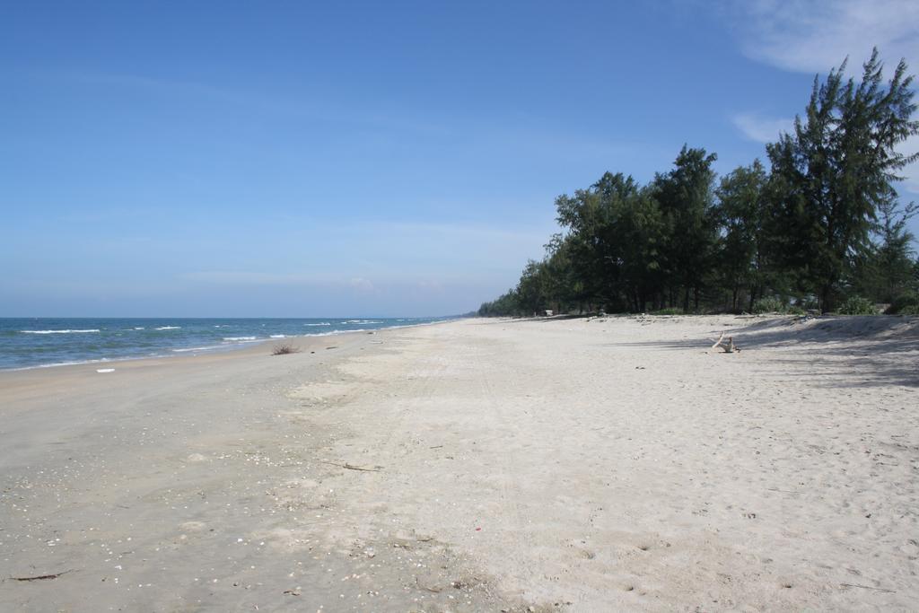 Ao Thai Resort Sathing Phra Eksteriør billede