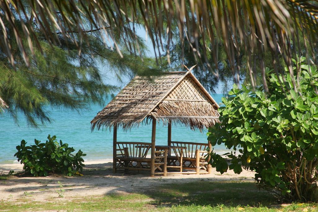 Ao Thai Resort Sathing Phra Eksteriør billede